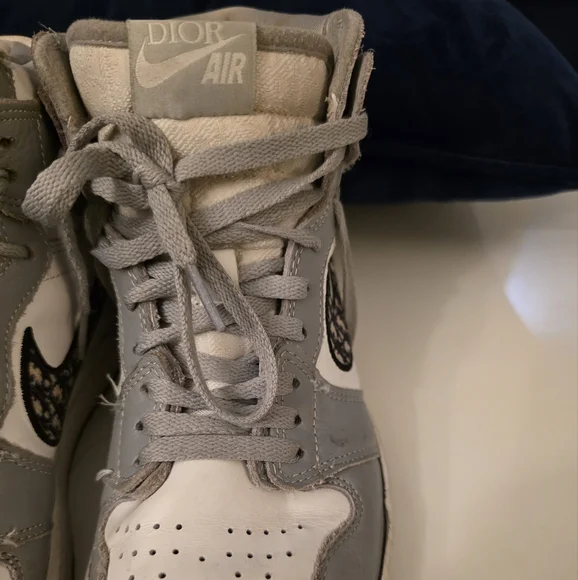 Men's Dior x Air Jordan 1 High Size 8.5 - Picture 6 of 15